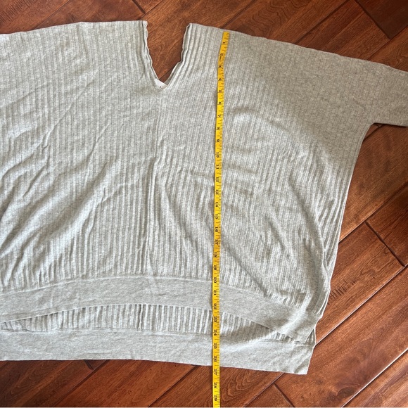 CAbi gray ribbed Watson #5451 dolman sleeve pullover sweater Size Small - Picture 7 of 8